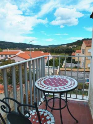 Photo Joli T2 au calme à Amélie-les-Bains avec parking et balcon